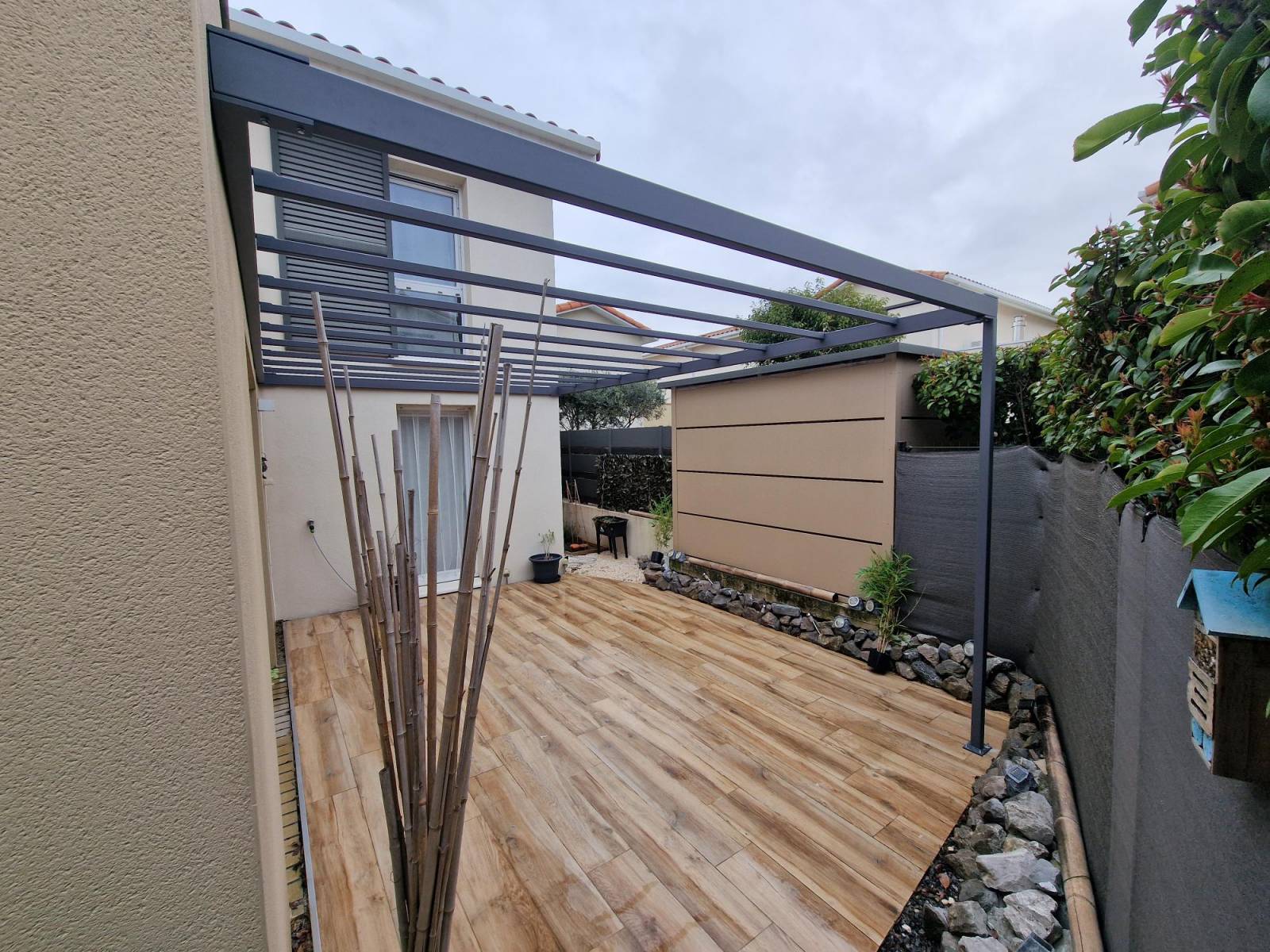 Pergola en métal à Montpellier : demandez un devis gratuit à CMT Metallurgie
